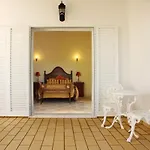 Jumar Villa